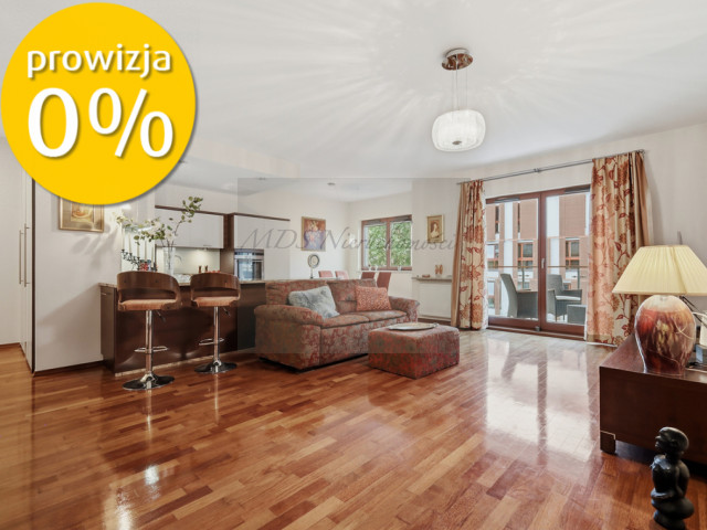 wygodny apartament w Miasteczku, 2 sypialnie
