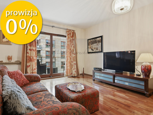 wygodny apartament w Miasteczku, 2 sypialnie